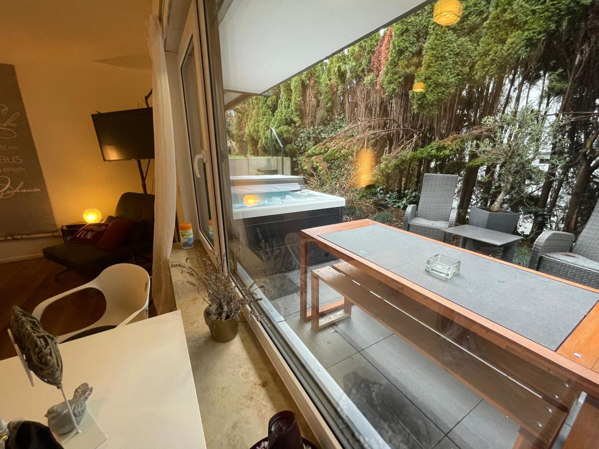 Rosmarin - Kuschelige Fewo - Romantik & Entspannung Im Whirlpool Auf Privater Terrasse, Ruhe & Hund Willkommen - By Ferienwohnenamsee - Uberlingen Eksteriør bilde