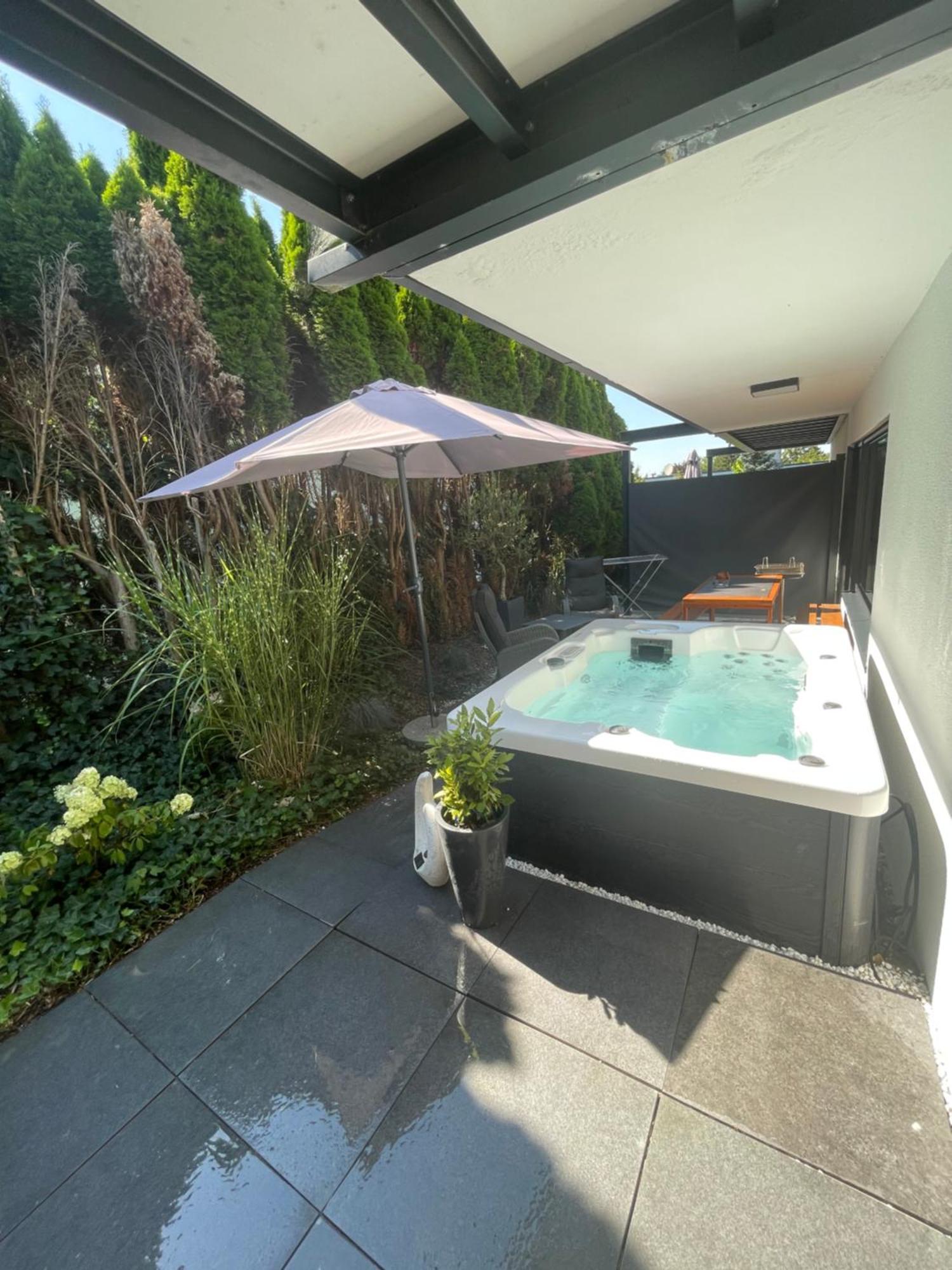 Rosmarin - Kuschelige Fewo - Romantik & Entspannung Im Whirlpool Auf Privater Terrasse, Ruhe & Hund Willkommen - By Ferienwohnenamsee - Uberlingen Eksteriør bilde